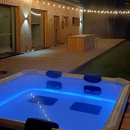 Modrinka Holiday home Horni-Lipka